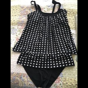 Misses 3 piece bathing suit.